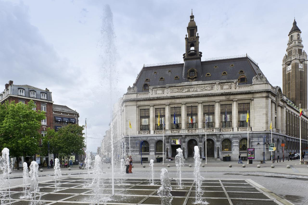 Novotel Charleroi Centre Exteriör bild